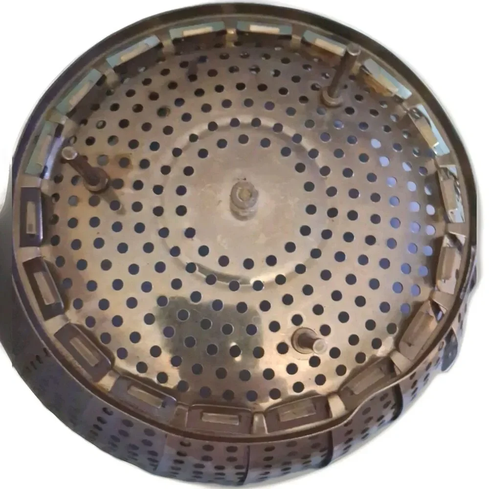 Vintage Expanding Vegetable Colander Strainer Steamer Collapsible Folding